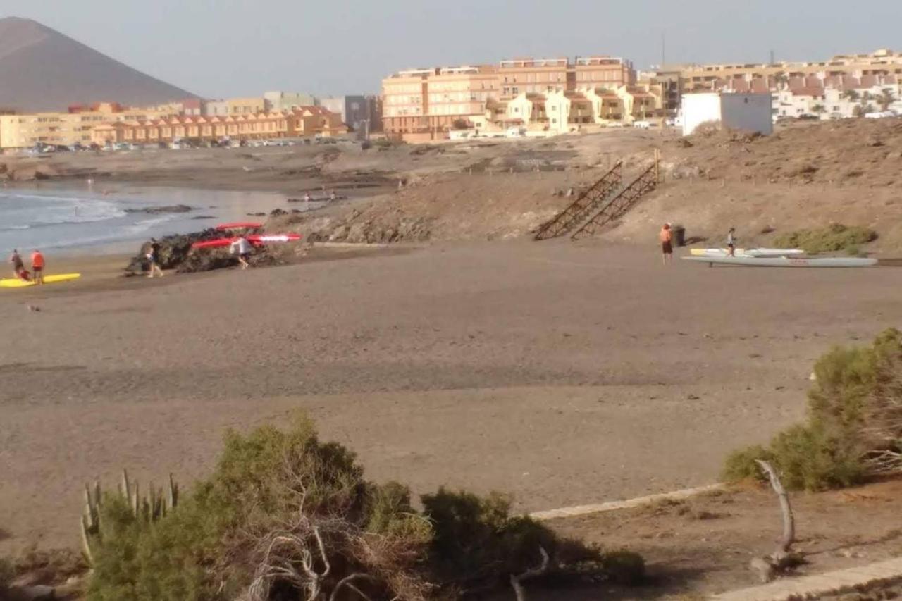厄尔梅达诺Luminoso Adosado Frente Al Mar别墅 外观 照片